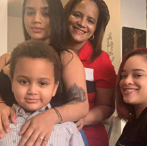 Meet your Posher, Angela